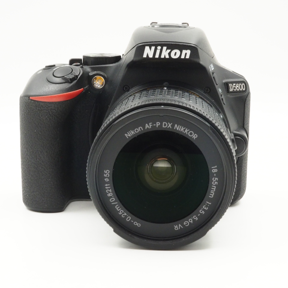 Used Nikon D5600 DSLR Camera & 18-55mm Lens