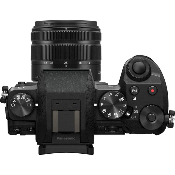 Panasonic Lumix G7 Mirrorless Camera & 14-42mm OIS Lens Kit
