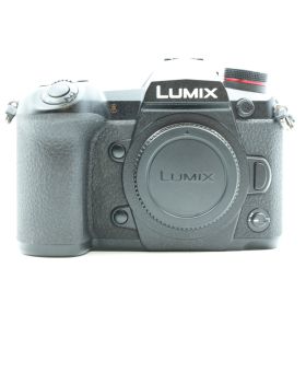 Used Panasonic Lumix G9 Mirrorless Camera Body