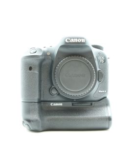 Used Canon EOS 7D Mark II DSLR Camera Body & BG-E16 Grip