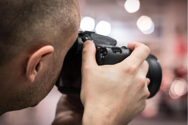 CameraWorld's Essential Guide for Beginner Photographers:  Mastering Manual Mode