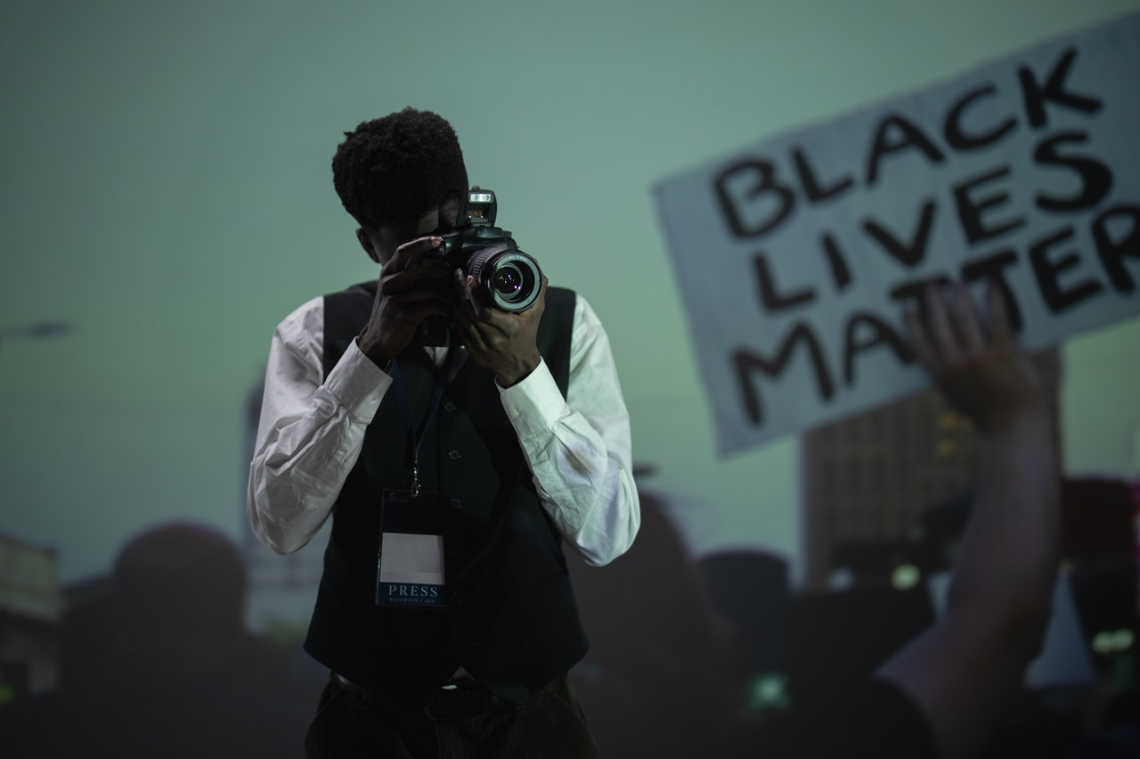 photojournalist capturing black lives matter protests, how to become a photojournalist